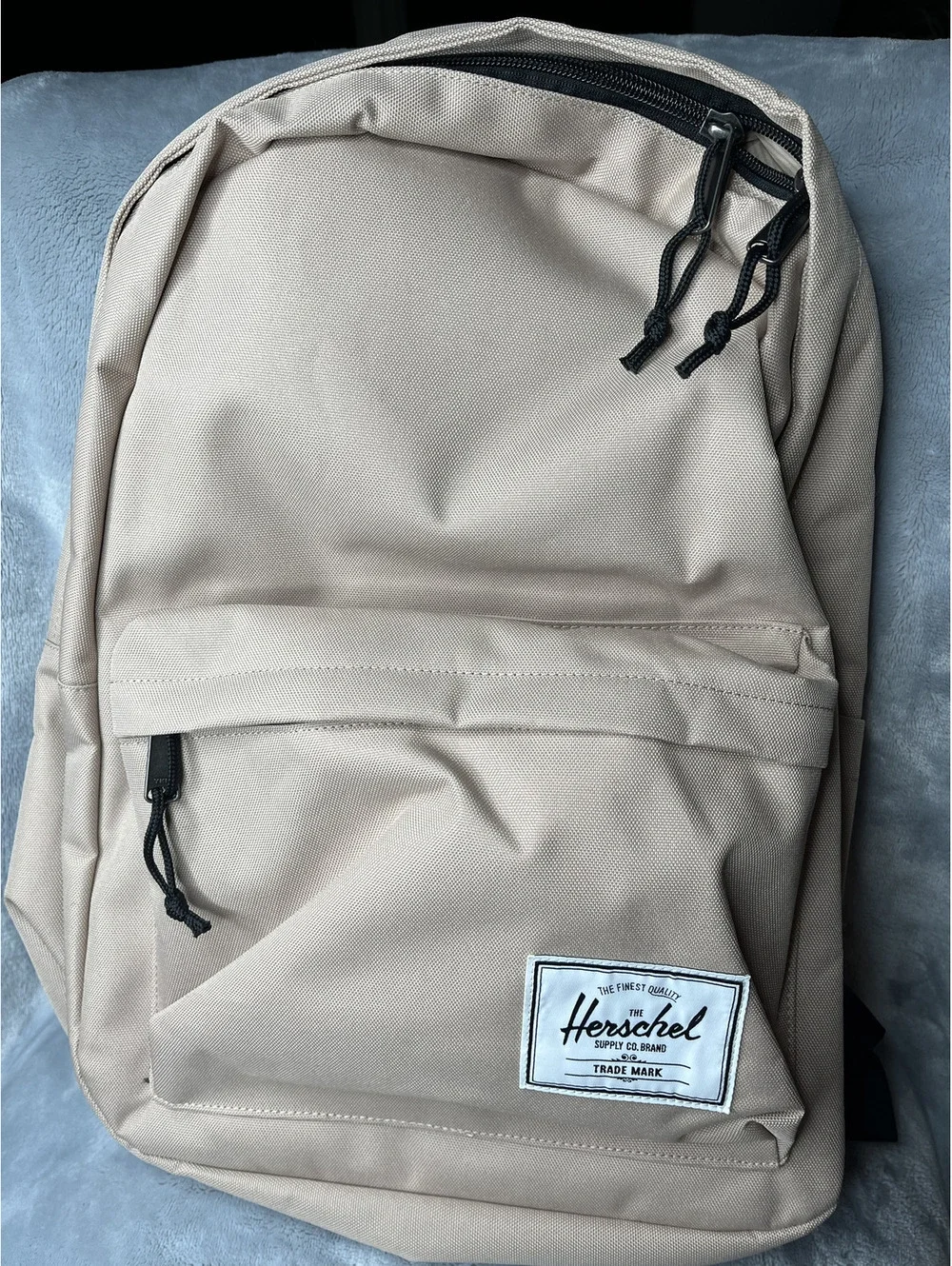 NWT Herschel Light Taupe/Classic Backpack Size XL